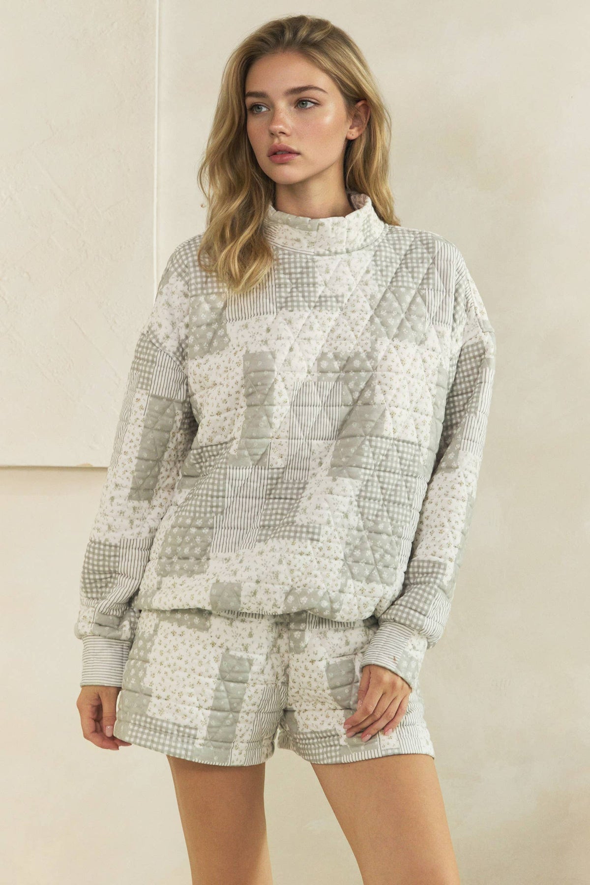 Veveret Pink Patchwork Quilted Mock Neck Pullover