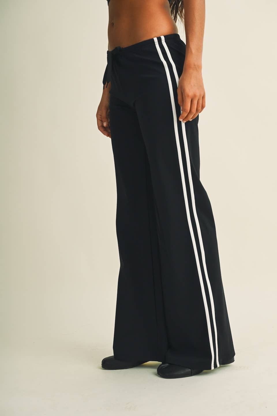 GLOWIE Side Stripe Low-Rise Straight-Leg Pants - Dark Chocolate