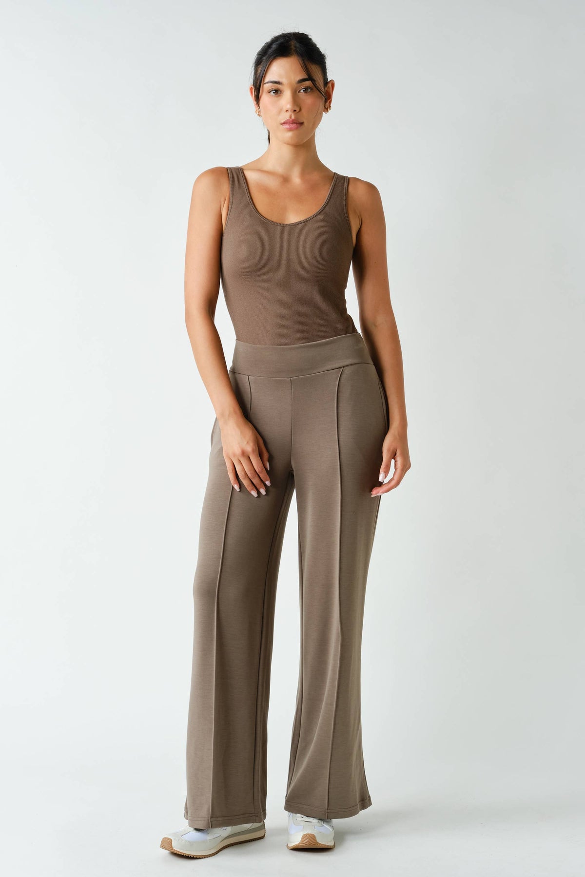 Mono B Classic Seamless Ribbed Tank Top