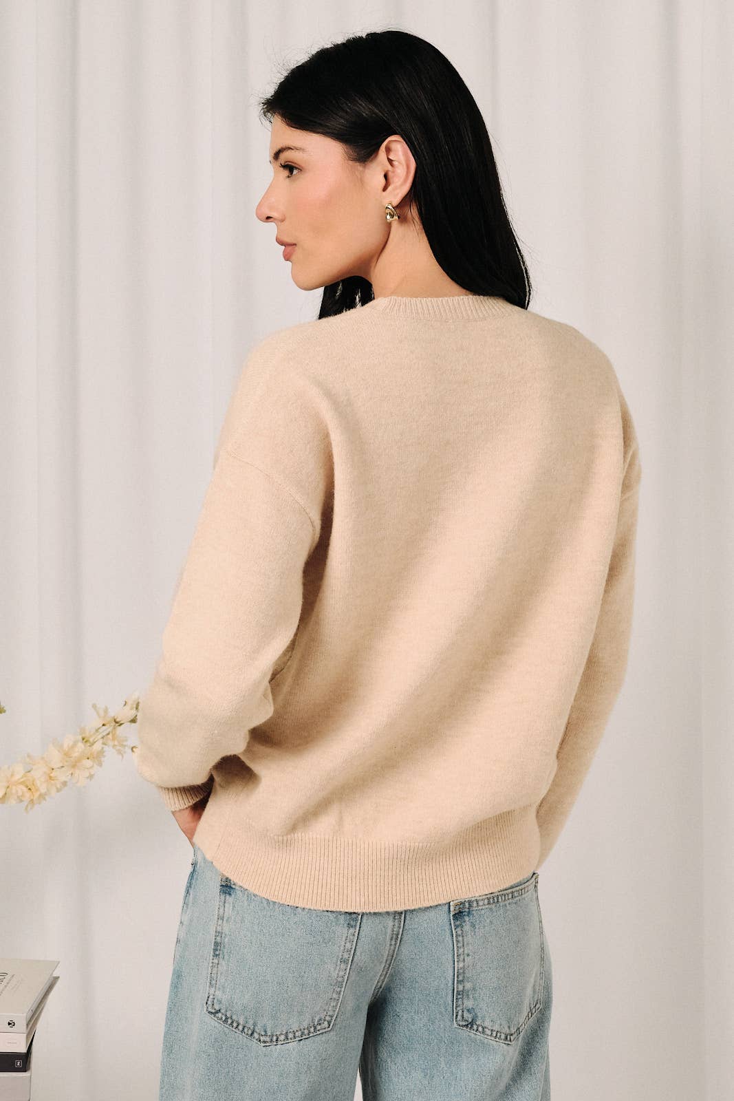 Round Neck Mallard Duck Graphic Long Sleeve Knit Sweater
