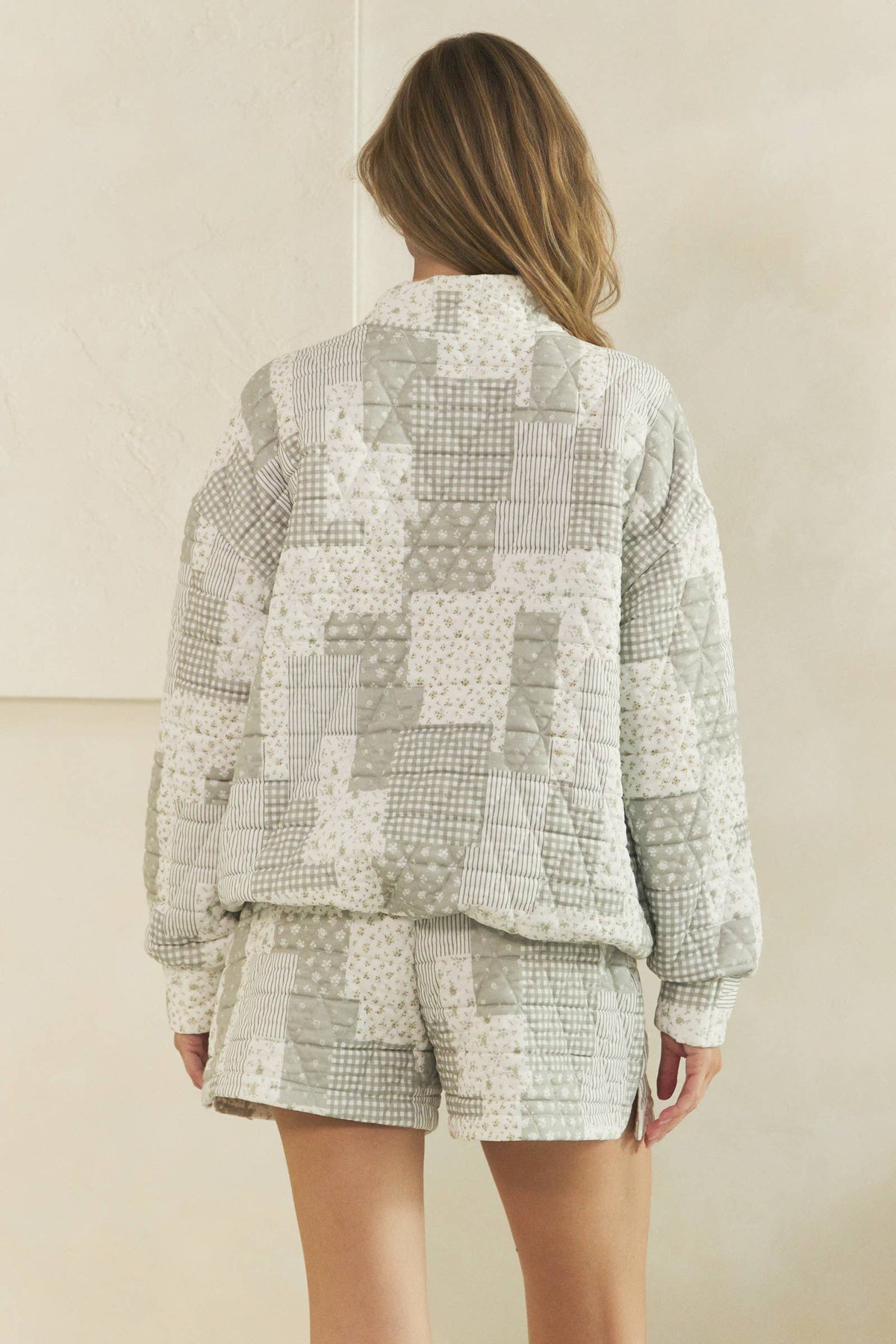 Veveret Pink Patchwork Quilted Mock Neck Pullover