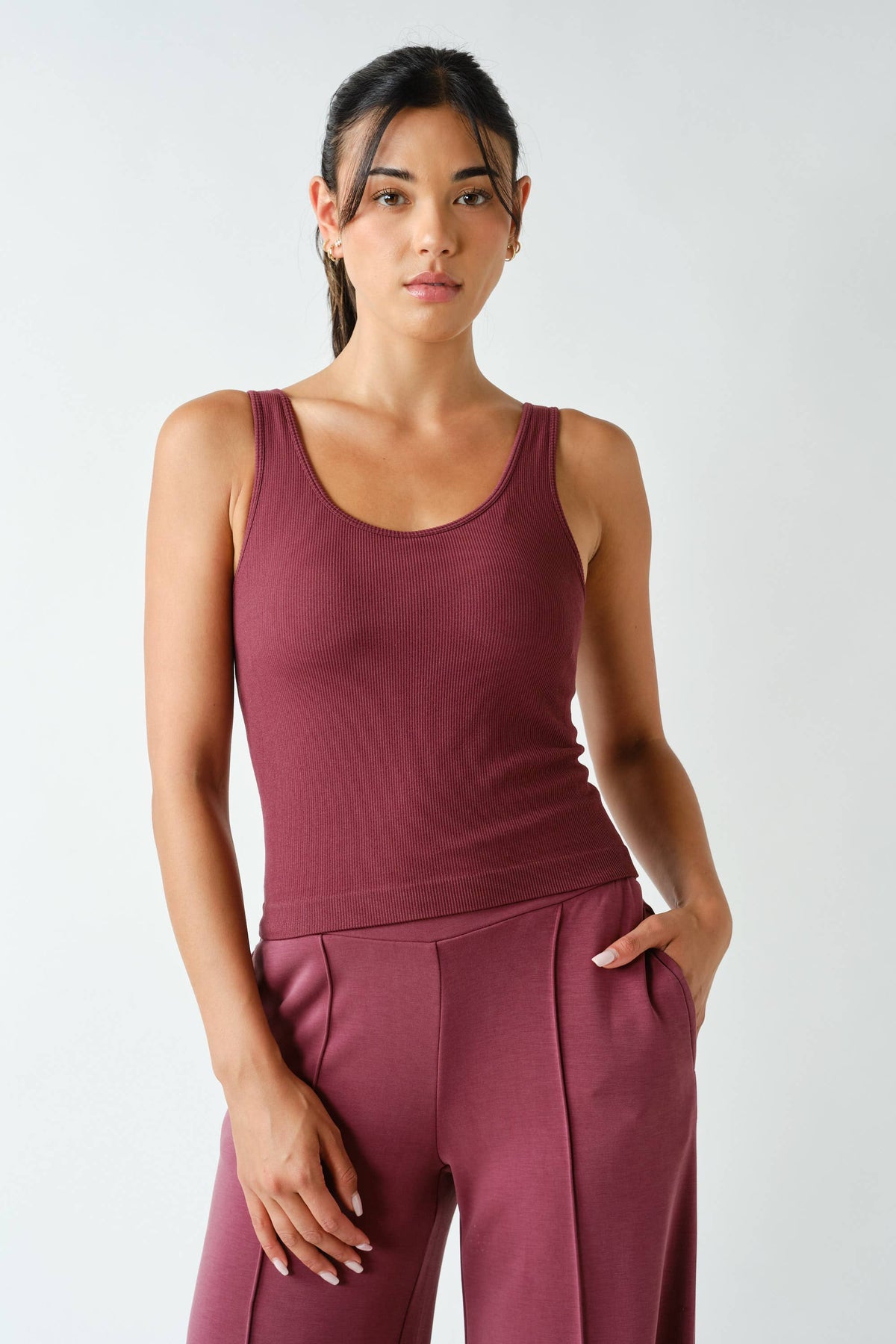 Mono B Classic Seamless Ribbed Tank Top