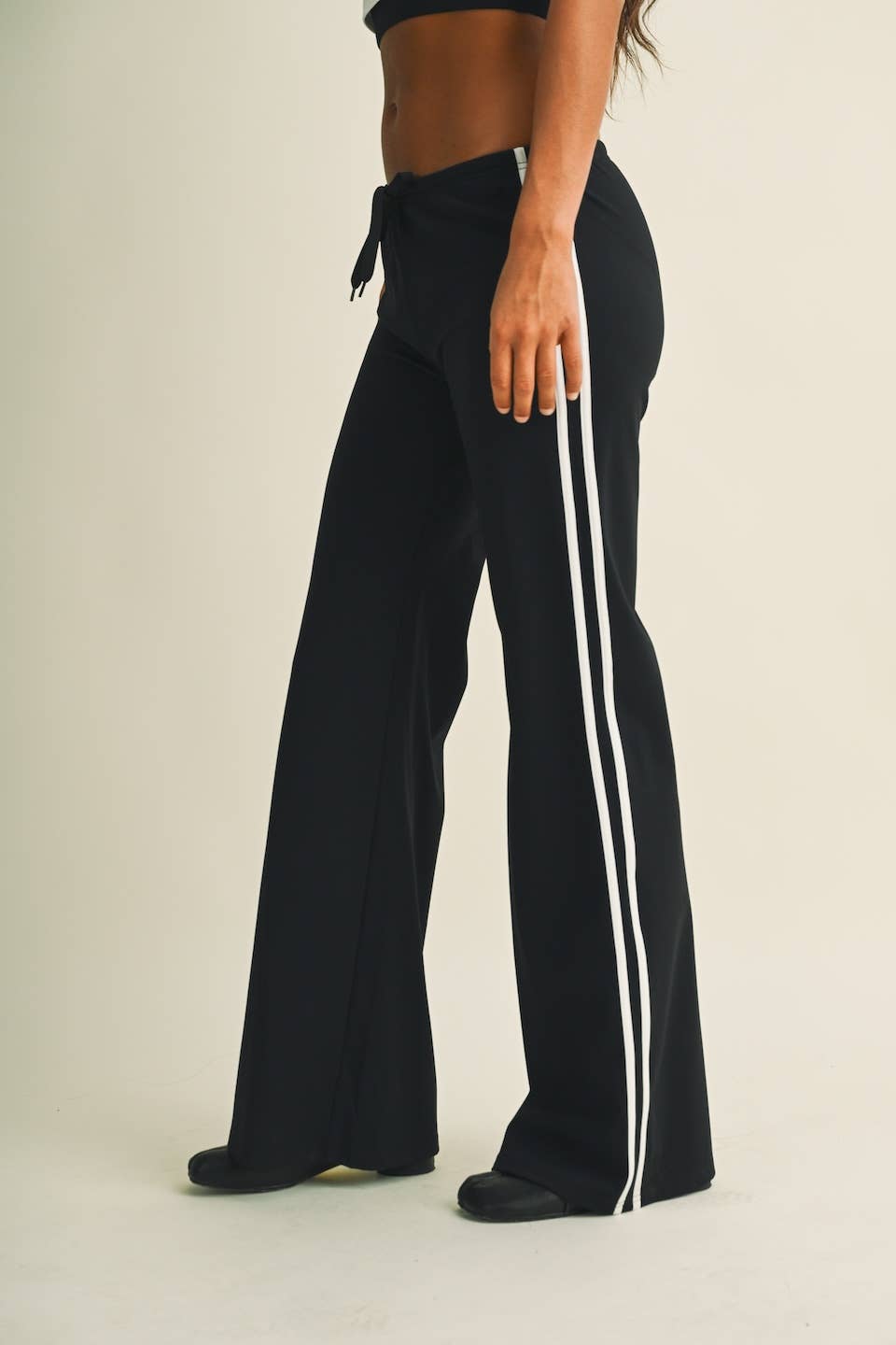 GLOWIE Side Stripe Low-Rise Straight-Leg Pants - Dark Chocolate
