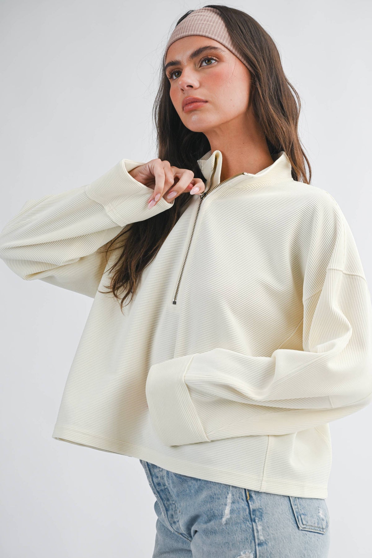 Ribbed Half Zip Cropped Pullover