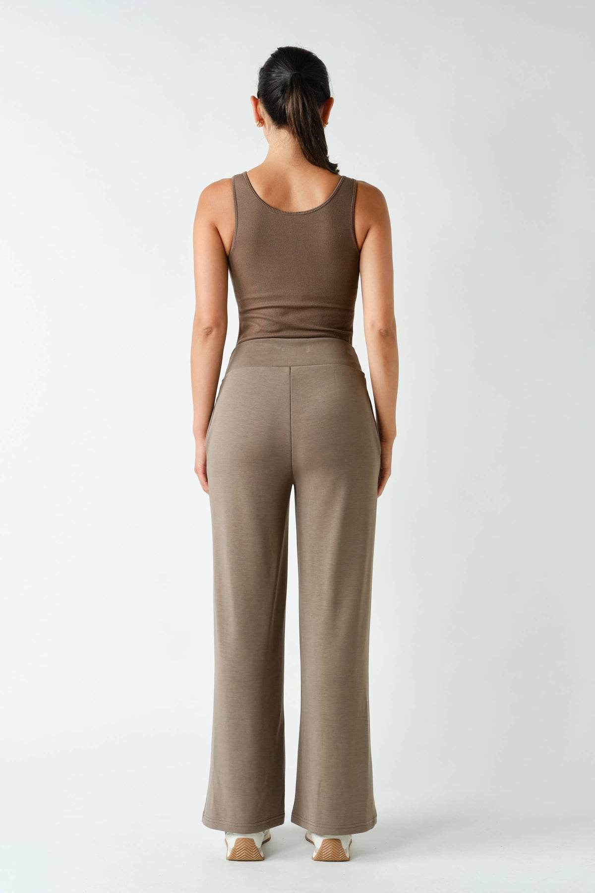 Mono B Classic Seamless Ribbed Tank Top