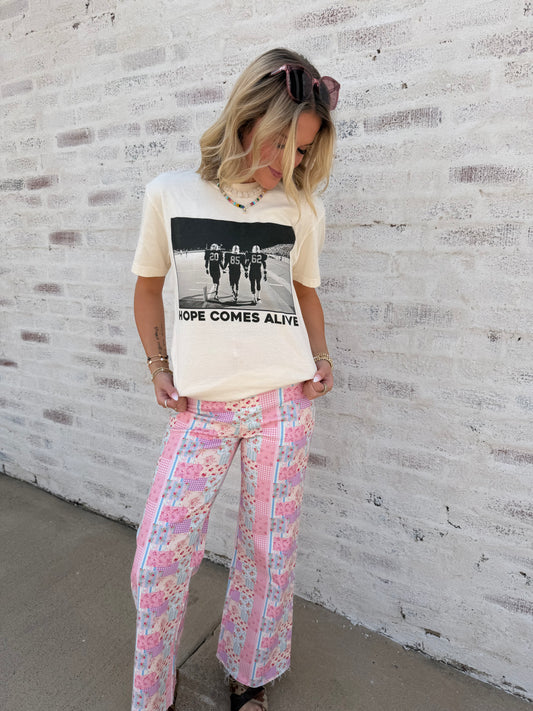 Hope Comes Alive Full-Length Tee