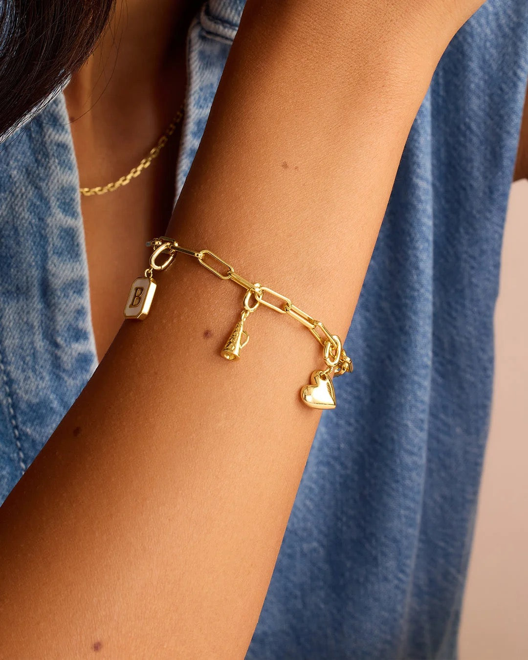 Gorjana Varsity Parker Cheer Charm - Gold