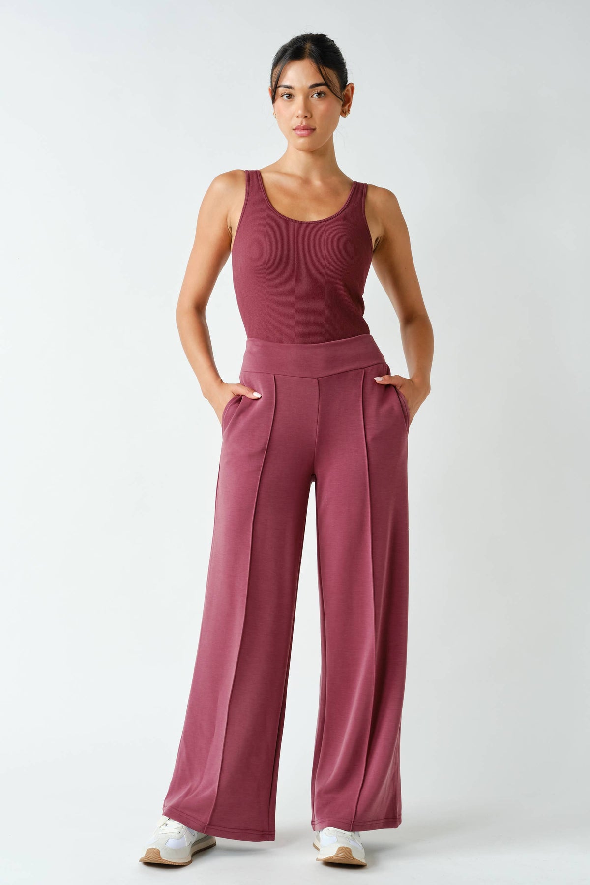 Mono B Classic Seamless Ribbed Tank Top