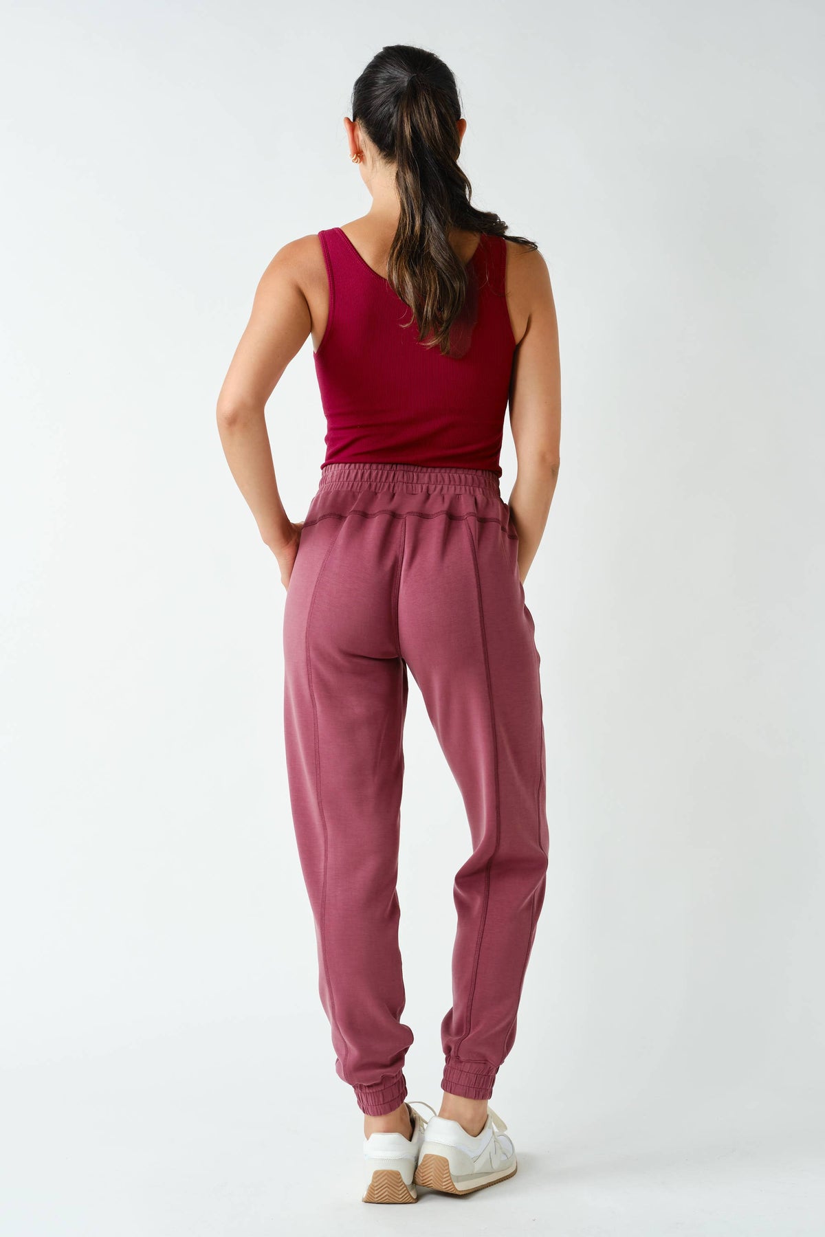 Mono B Classic Seamless Ribbed Tank Top