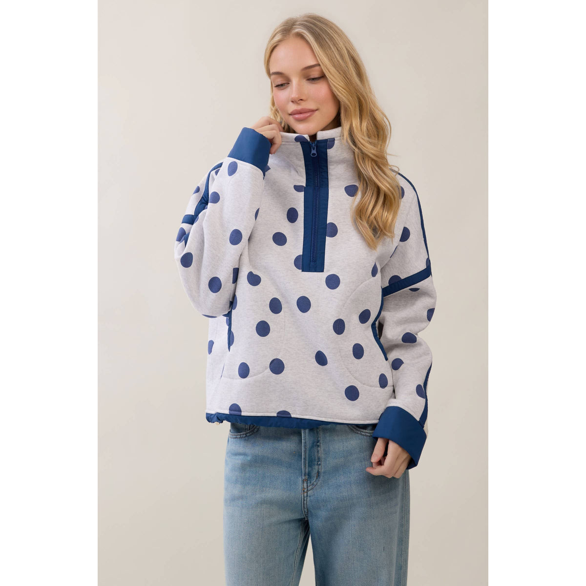 Polka Dot Contrast Pull Over